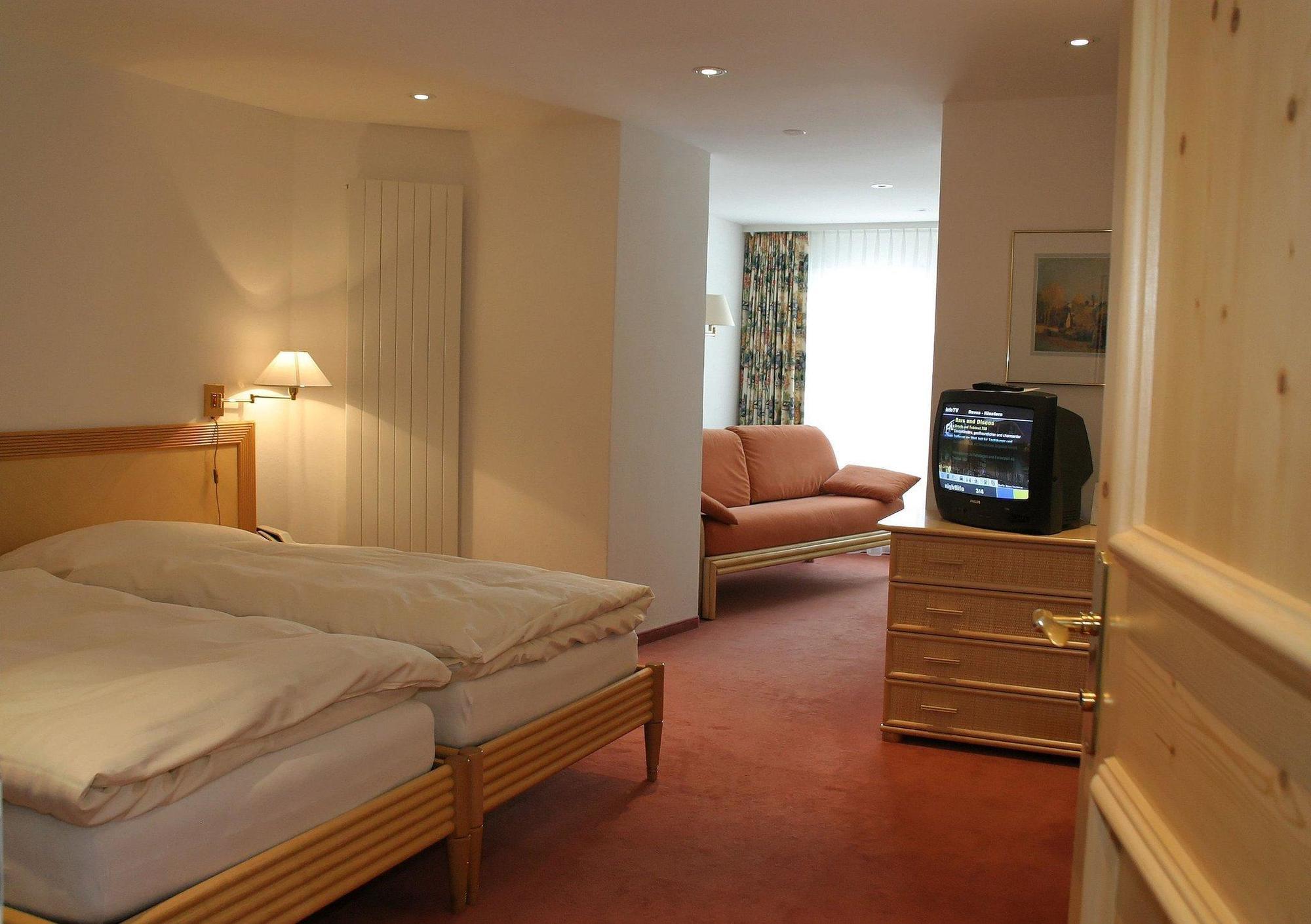 Casanna Hotel Davos City Center エクステリア 写真